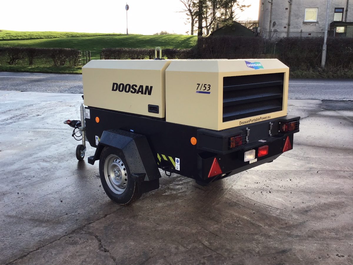 Doosan Portable Air Compressors 7/53 Gordons Construction