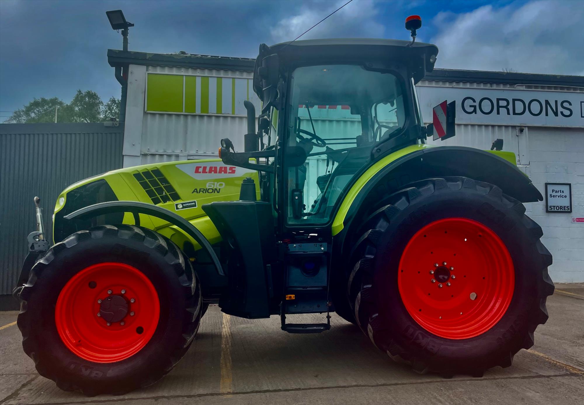 Claas ARION 610