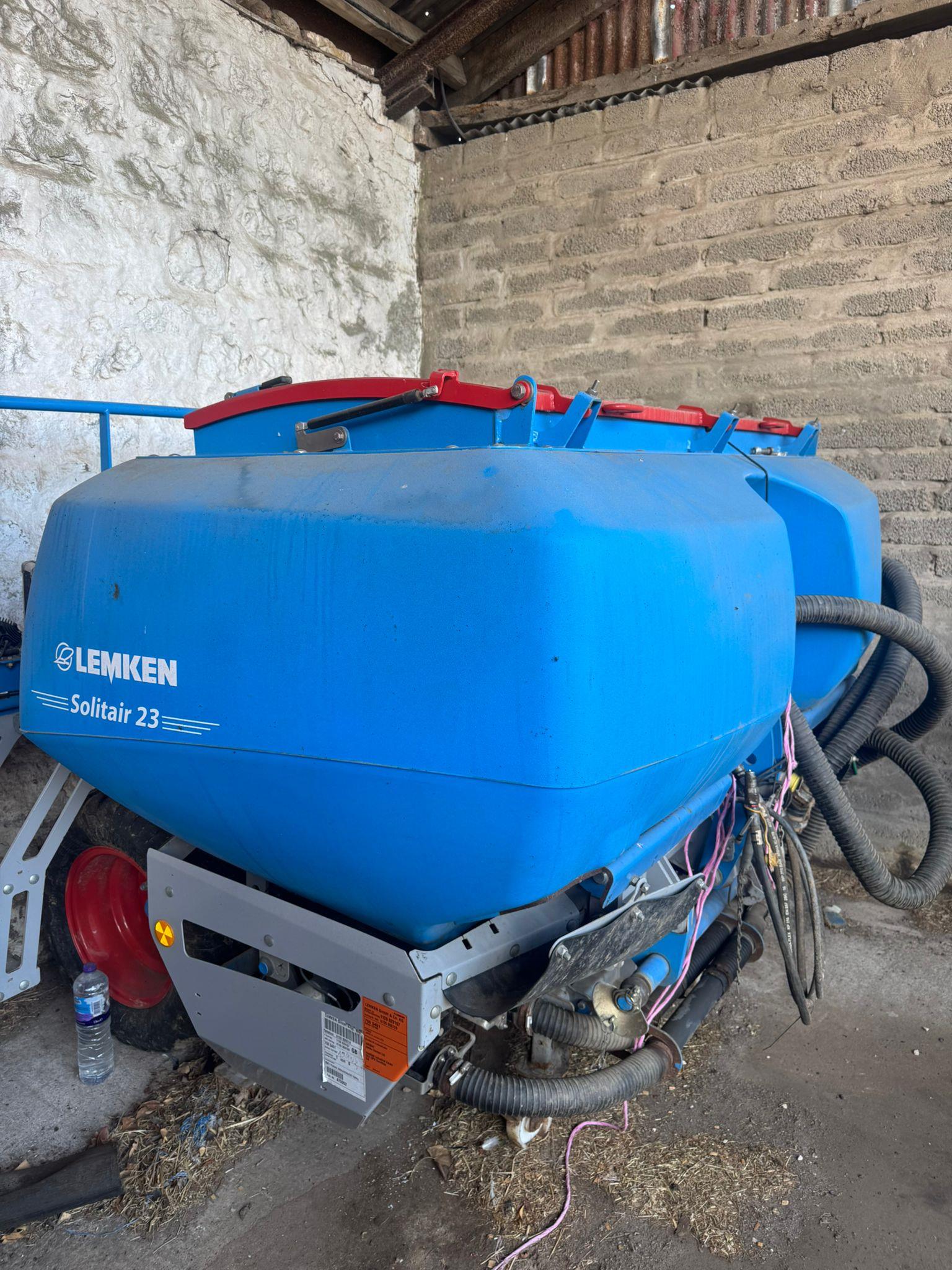 Lemken Solitair 23 Front Tank