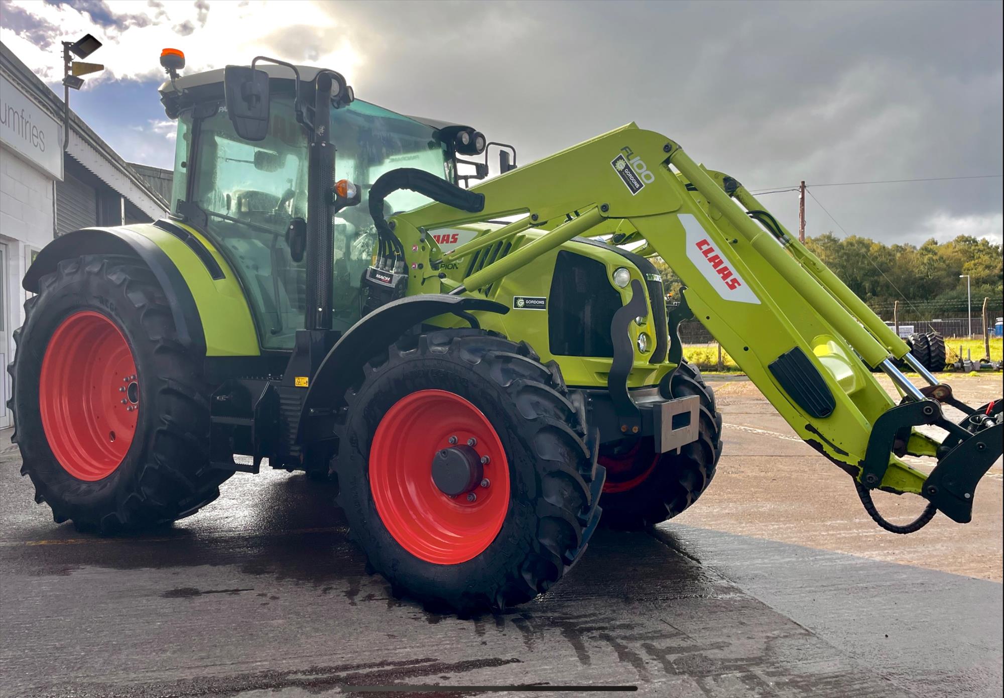Claas Used ARION 430