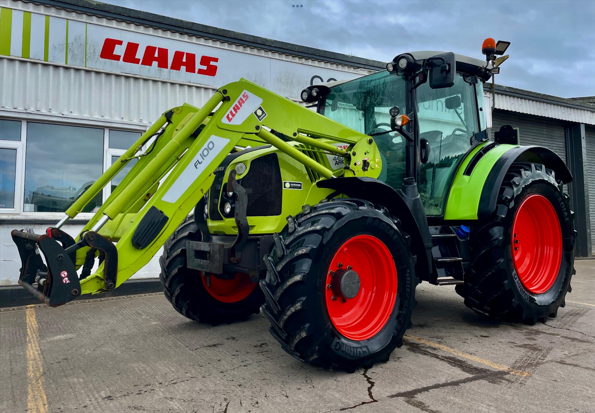 Claas Used ARION 440
